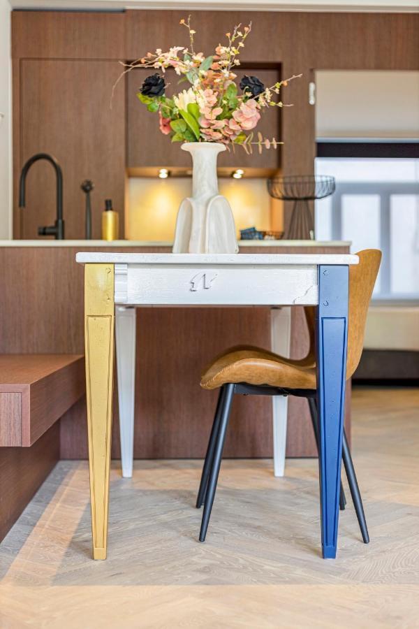 Apartment Vrijdagmarkt By Lit D'art Antwerp